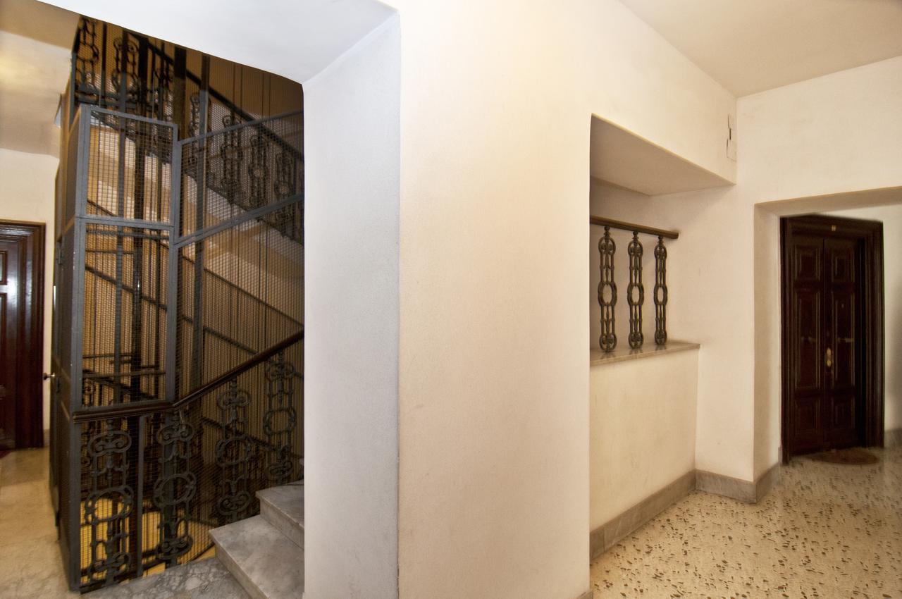 Piazza Risorgimento Studio Рим Екстериор снимка
